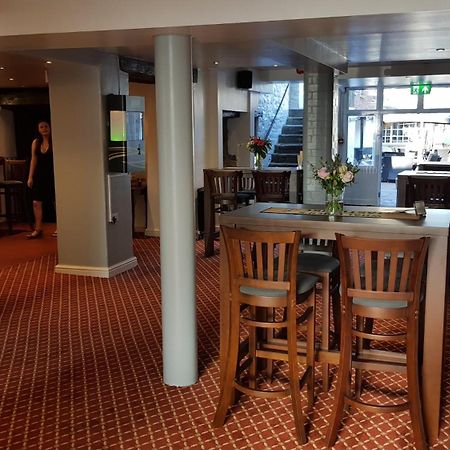 The Portcullis Hotel 치핑 소드버리 외부 사진