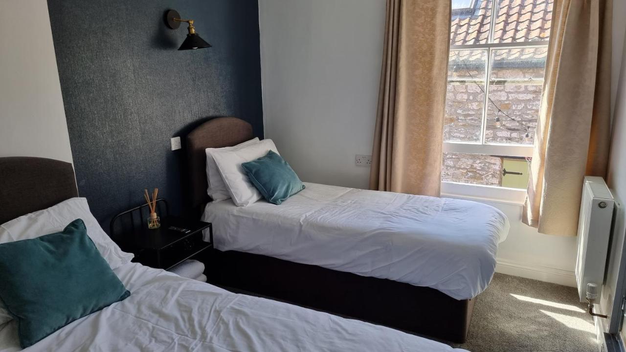 The Portcullis Hotel 치핑 소드버리 외부 사진